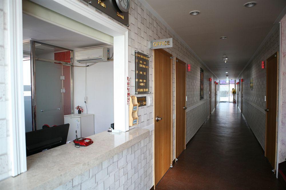 Incheon Airport Yegrina Hotel Екстериор снимка